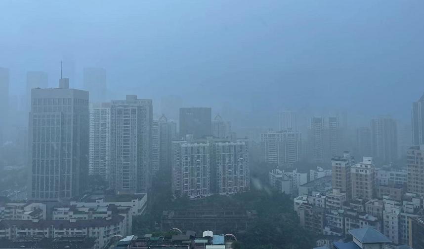 18号台风最新消息,综合研究解释定义_苹果款44.13.70