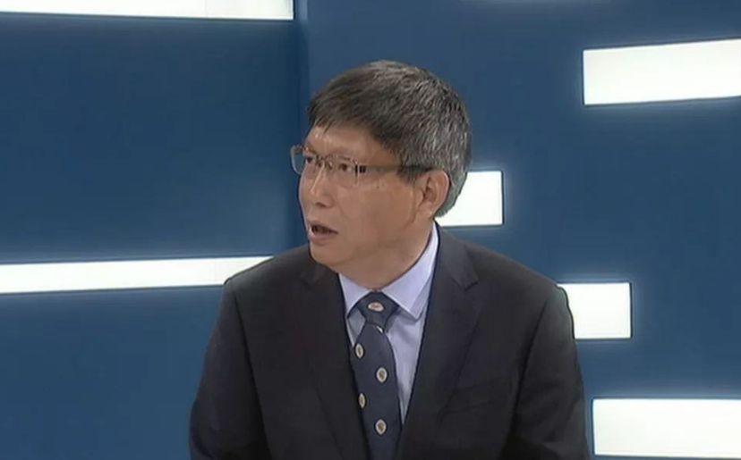 管轶最新采访,精确数据解释定义_钱包版81.86.33